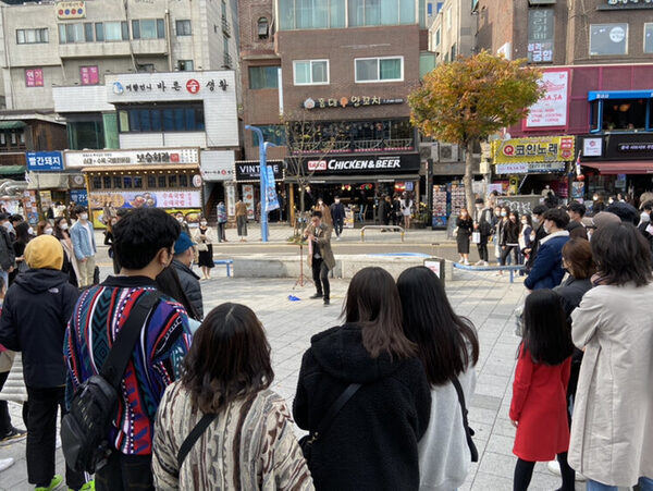 Street Performance Area — photo 1