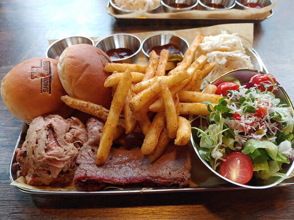 UJ Smokehouse Paengseong — photo 1