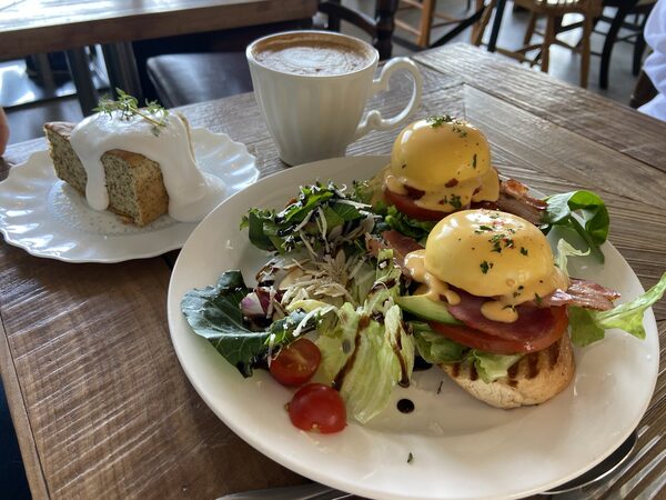 Long Bread Brunch Cafe — photo 1