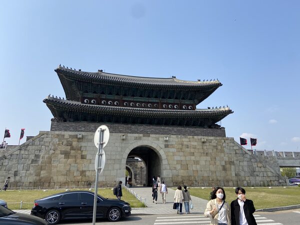 Suwon Fortress Janganmun Gate  — photo 1