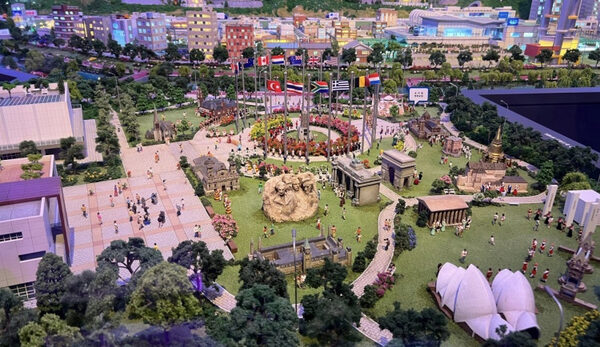 Osan Miniature Village — photo 1