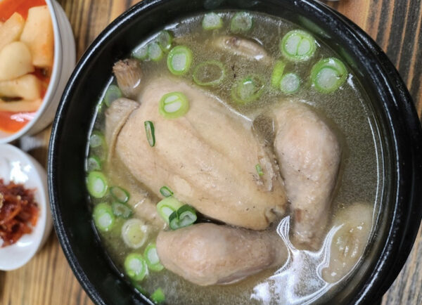 Yongkodorai Whole Chicken Soup — photo 1