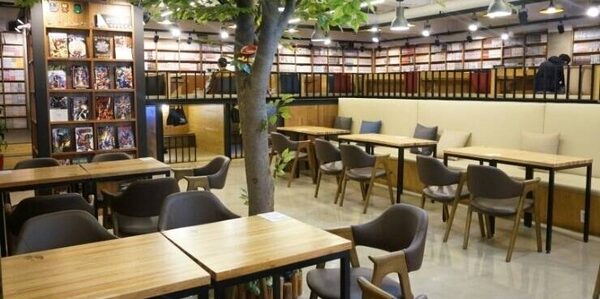 Fun Forest Comic Book Cafe — photo 1